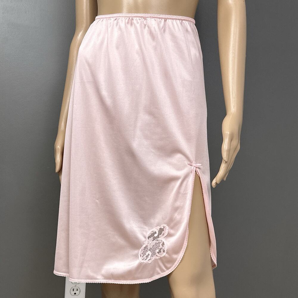 Vintage Sweet Nothings Maidenform Half Slip Pink Small ILGWU Union USA Slit Lace